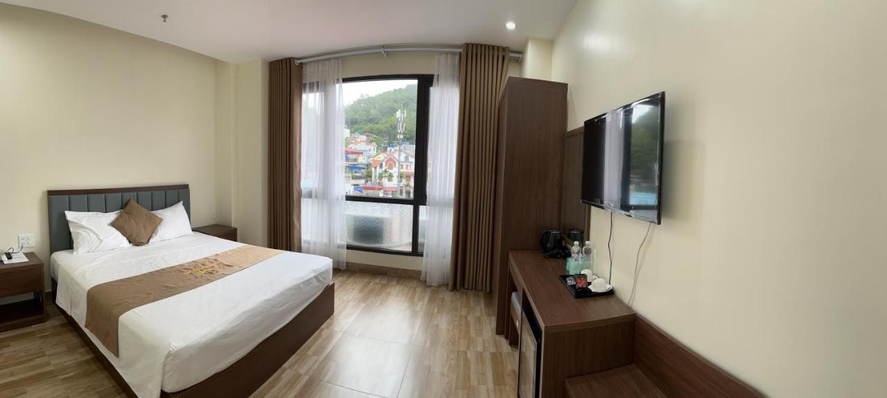 Cat Ba Rosalia Hotel Dong Khe Sau Bagian luar foto